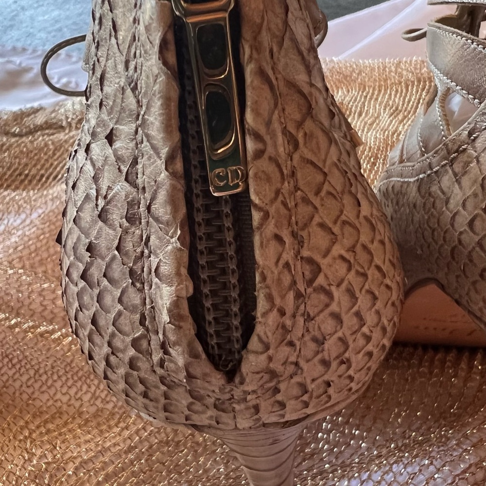 Christian Dior Snakeskin Lace up bootie - Picture 8 of 8